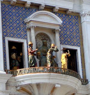 1년에 두 번 나타나는 세 박사와 그들을 이끄는 천사.