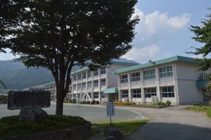 시로토리 정립 시로토리 초등학교