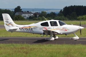 2006년형 Cirrus SR22