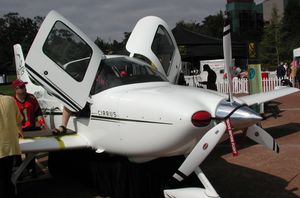 시러스 SR22