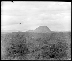 크노파이아모이, 투무크 후마크 산맥 중 하나