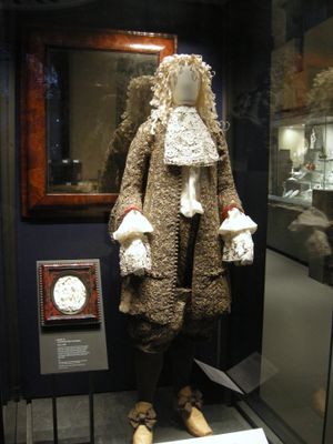 제임스 2세의 결혼 정장; 빅토리아 & 앨버트 박물관