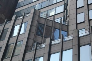 하부 파사드의 디테일