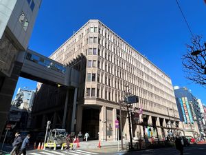 신주쿠구청(新宿区役所)