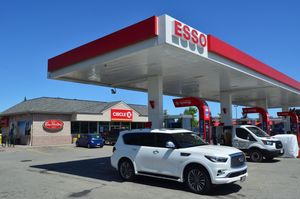 주유소 ESSO 병설 점포(마컴)