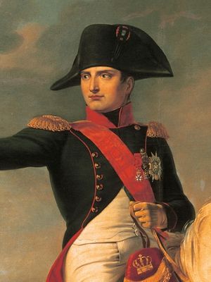 나폴레옹 보나파르트가 그의 친숙한 바이콘 모자를 쓰고 있다.