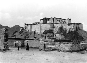 시가체 요새. 삼드룹체 종. 1938년.