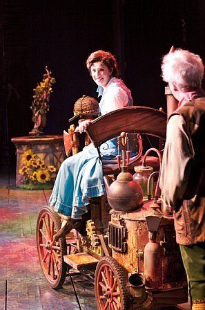 반 데르 폴, 미녀와 야수에서 벨 역으로 출연