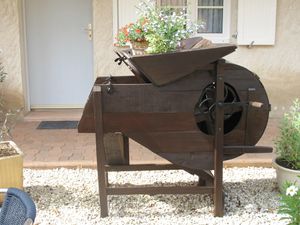 라 브레베트 제분소의 오래된 곡물 선별기