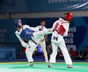 2018년 하계 청소년 올림픽 당시의 셈베르그 (왼쪽)