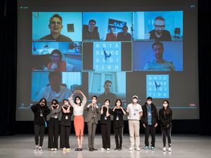 2020 아시아 댄스 오디션 스텝진과 심사위원 기념사진