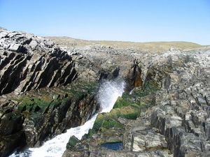 린스 복합체의 암석, 린스 남쪽 끝 Claddach Bay