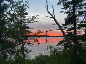 2023년 6월 아이태스카 호에서 레일리 산란