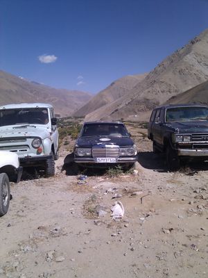 판지시르에 주차된 마수드의 개인 차량 (2010년 사진)