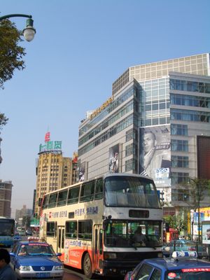 Setra 기술 도입 후 페이허에서 생산한 HFF6100SK02 버스