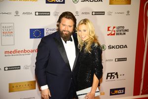 모노, 스테파니 식과 함께, 2015년 유럽 영화상