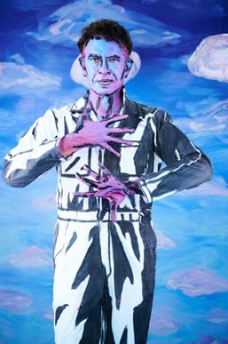 알렉사 미드가 5번가 초상화 컬렉션을 위해 그린 토니상 수상 배우 브라이언 스토크스 미첼