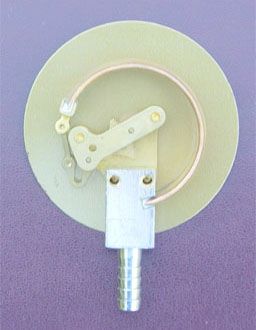 부르동관의 뒷면을 보여주는 간접 판독 설계