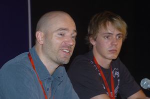 아쿠 로우히에미스와 2005년 영화 프로즌 랜드의 감독, 그리고 패쾨넨