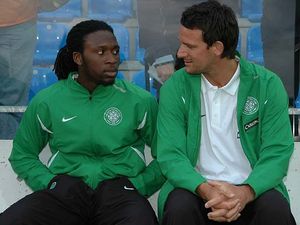 셀틱에서 동료 네덜란드인 에반더 스노와 함께 있는 베네고르오프헤셀링크