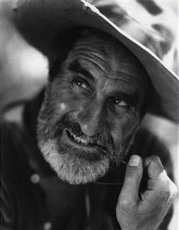 《덮어쓴 마차》(1923)에서 "윌리엄 잭슨" 역을 맡은 토렌스