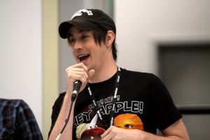 2012년 사진 속 시리즈 제작자 데인 보디하이머