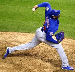 2016년 월드 시리즈 6차전에서 투구하는 채프먼