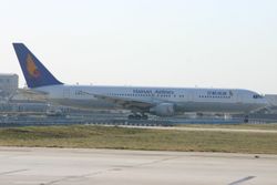 ET-AMF, 하이난 항공에서 이전 도색 및 등록을 사용했을 당시의 모습