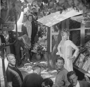 1966년 암스테르담 촬영 현장의 모니카 비티