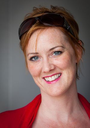 헤더 브룩(Heather Brooke) 2012년 5월