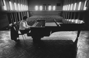 길렐스, 1950년대