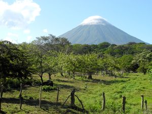 볼칸 콘셉시온(Volcán Concepción)의 모습