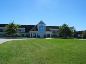 버몬트 주립대학교 랜돌프(Vermont State University Randolph)는 2023년 7월까지 버몬트 공과대학교(Vermont Technical College)로 알려졌으며, 랜돌프 센터 마을에 캠퍼스가 있다.