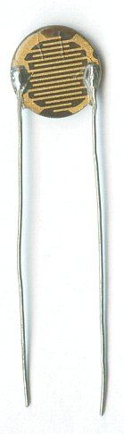 광 의존성 저항