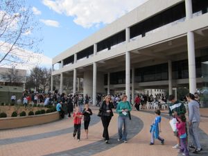 2011년 오스트레일리아 국방군 사관학교 오픈 데이에 참가한 사람들