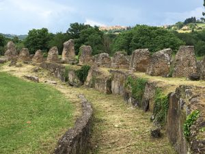 오트리콜리 원형 극장