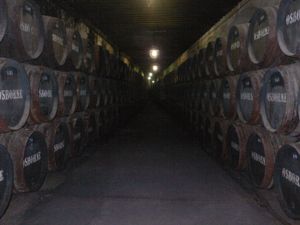 오스본 그룹에 있는 셰리 통