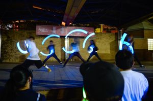 무대에서 오타게를 선보이는 퍼포머