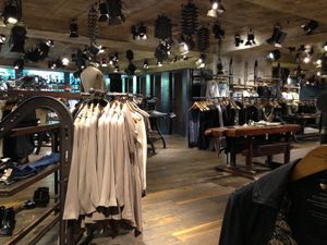 네바다주 라스베이거스 코스모폴리탄 오브 라스베이거스에 있는 올세인츠 매장