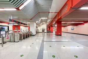 완성시역 대합실