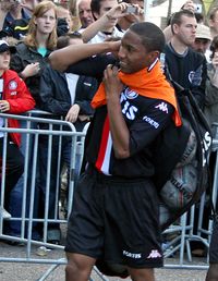 2007-08 시즌 페예노르트 첫 훈련 후의 요나탄 더구즈만