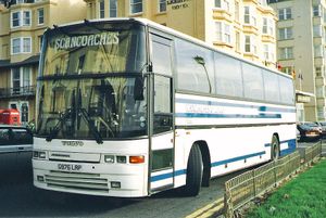 1990년형 런던의 Scancoaches 사의 Jonckheere Deauville 차체를 장착한 볼보 B10M