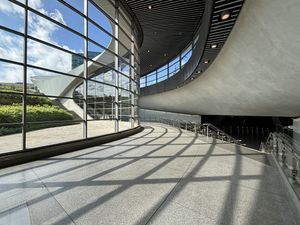 대합실 층 창문