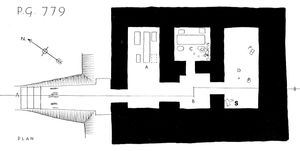 우르-파빌사그의 것으로 추정되는 무덤 PG 779의 세 묘실 평면도. 우르의 표준은 "S"에 위치해 있었다.