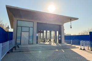 위수좡역 B출구