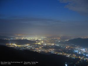 컴틴과 팟향의 야경 (2007년)