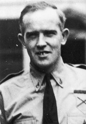 네드 크로닌은 오더피 합류 전부터 블루셔츠와 함께했다. 오더피가 파인 게일 통제를 시도하다 실패하자 블루셔츠는 친오더피와 친크로닌 파벌로 나뉘었고, 크로닌 파벌은 파인 게일에 남았다.