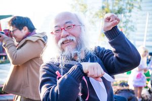 코미켓 91에서 남성 코스프레어