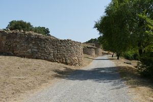 울라스트레, 카탈루냐의 벽 유적