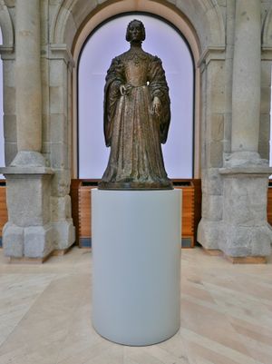 폼페오 레오니가 제작한 이사벨 여제 청동상, 1550–1555년, 마드리드 프라도 미술관에 전시되어 있으며, 카를 5세가 의뢰했다.